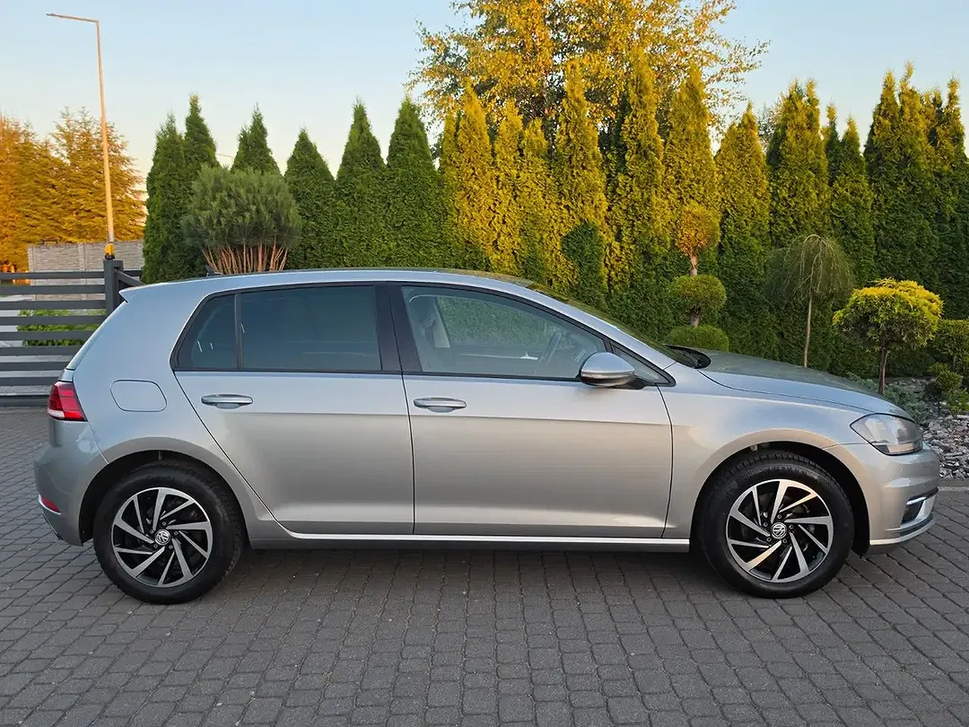 Volkswagen Golf - Thumbnail 11