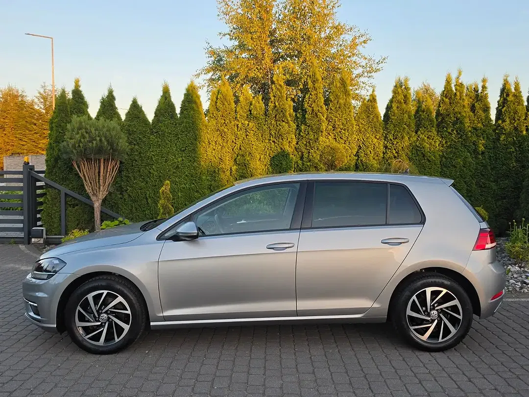 Volkswagen Golf - Thumbnail 4