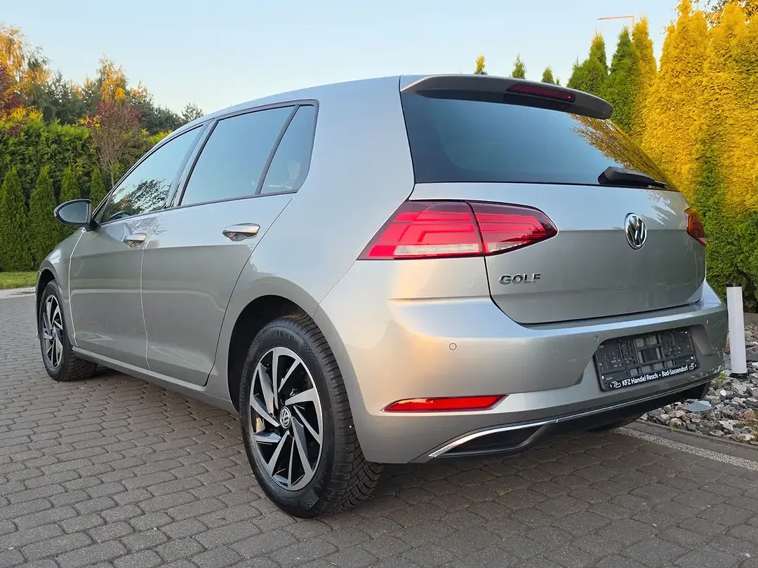 Volkswagen Golf - Thumbnail 7