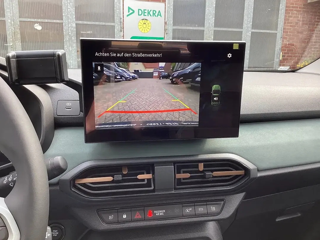 Dacia Sandero - Thumbnail 11