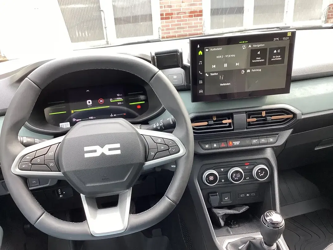 Dacia Sandero - Thumbnail 12
