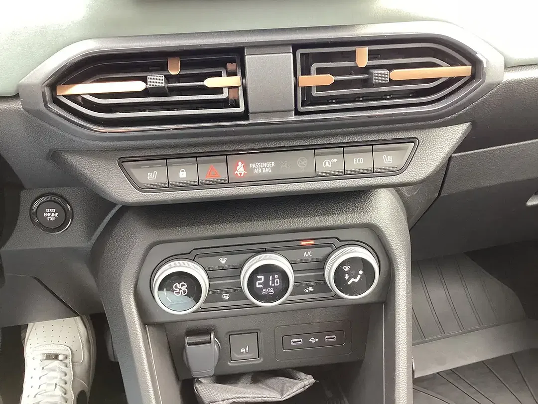 Dacia Sandero - Thumbnail 15