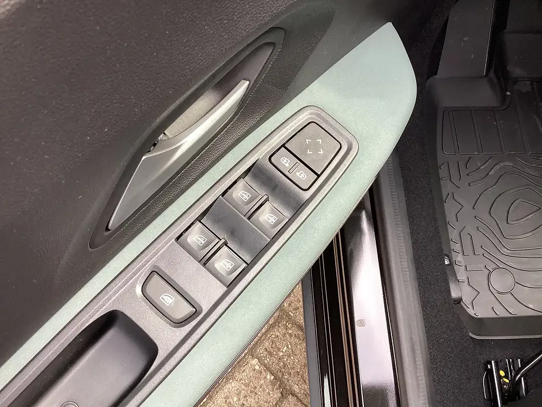 Dacia Sandero - Thumbnail 17