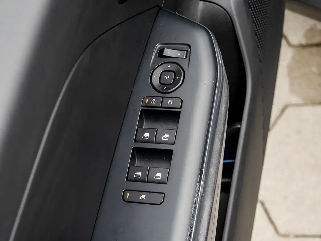 Kia K4 - Thumbnail 14