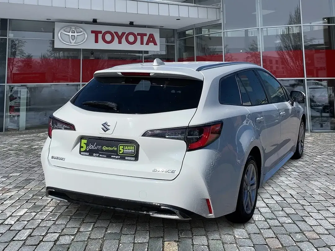 Suzuki Swace - Thumbnail 4