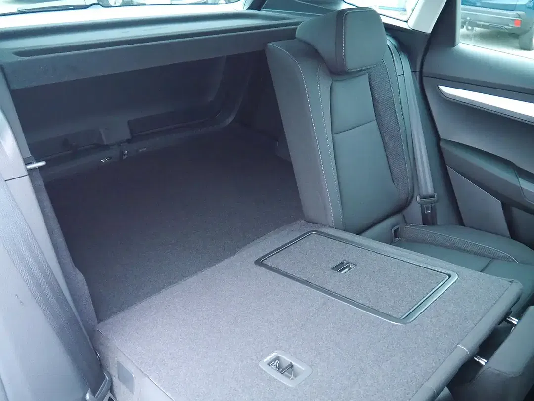 Skoda Karoq - Thumbnail 8