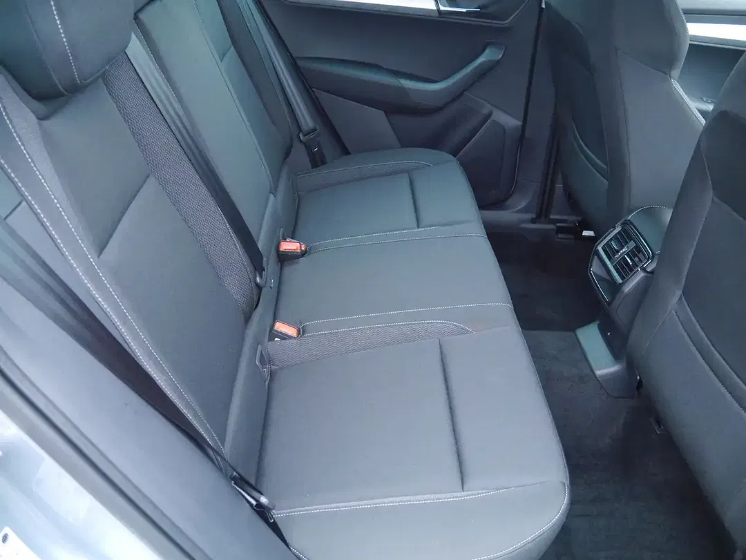 Skoda Karoq - Thumbnail 9