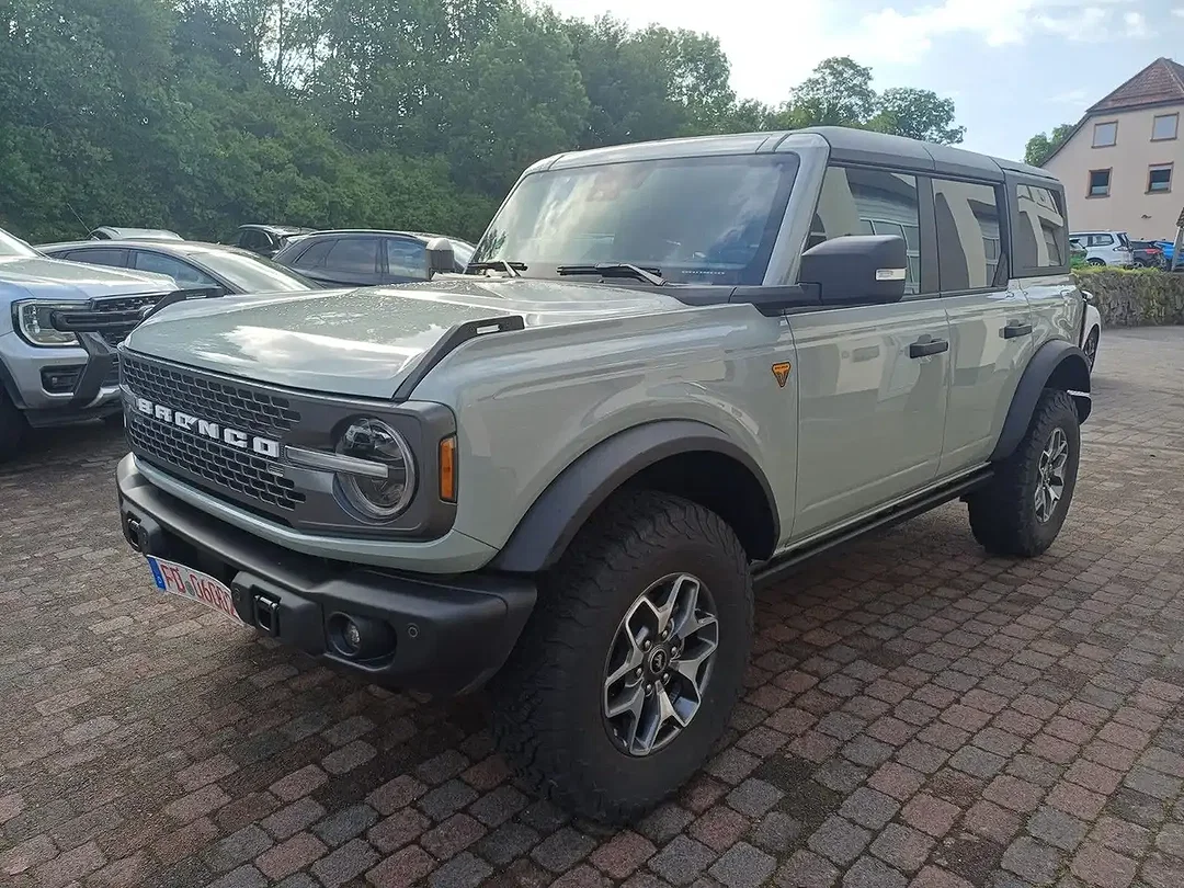 Ford Bronco - Afbeelding 1