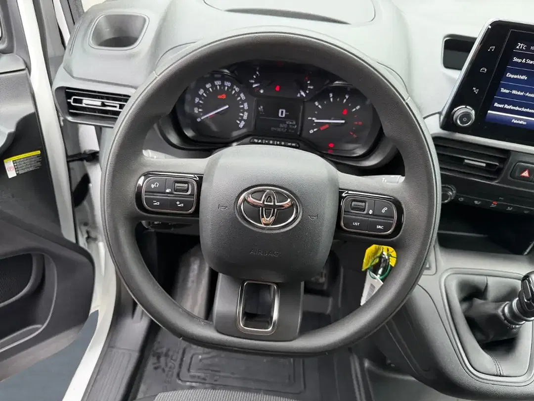 Toyota Proace City - Thumbnail 11