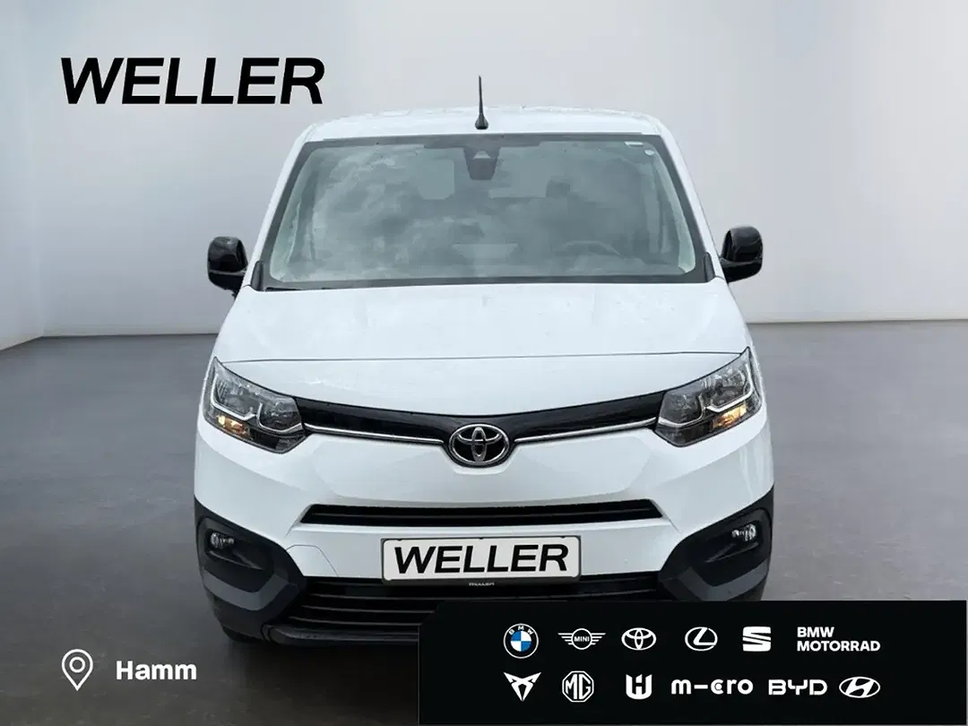 Toyota Proace City - Thumbnail 2