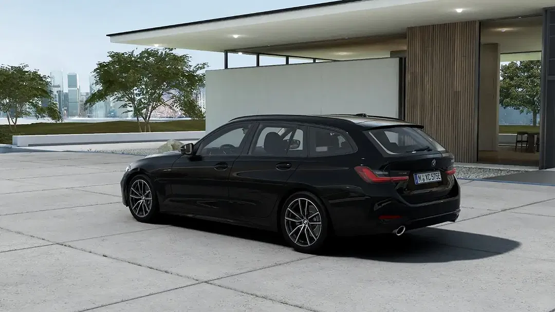 BMW 330 - Thumbnail 2