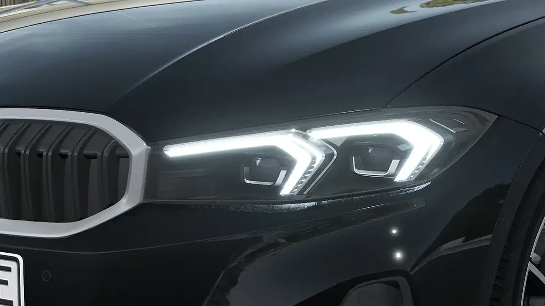 BMW 330 - Thumbnail 6