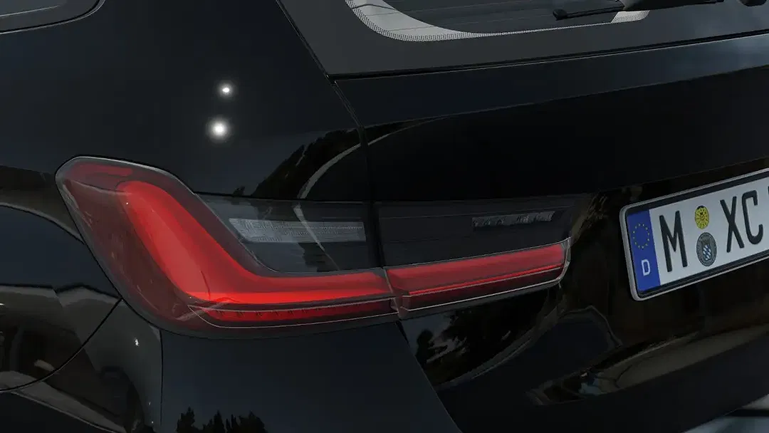 BMW 330 - Thumbnail 8