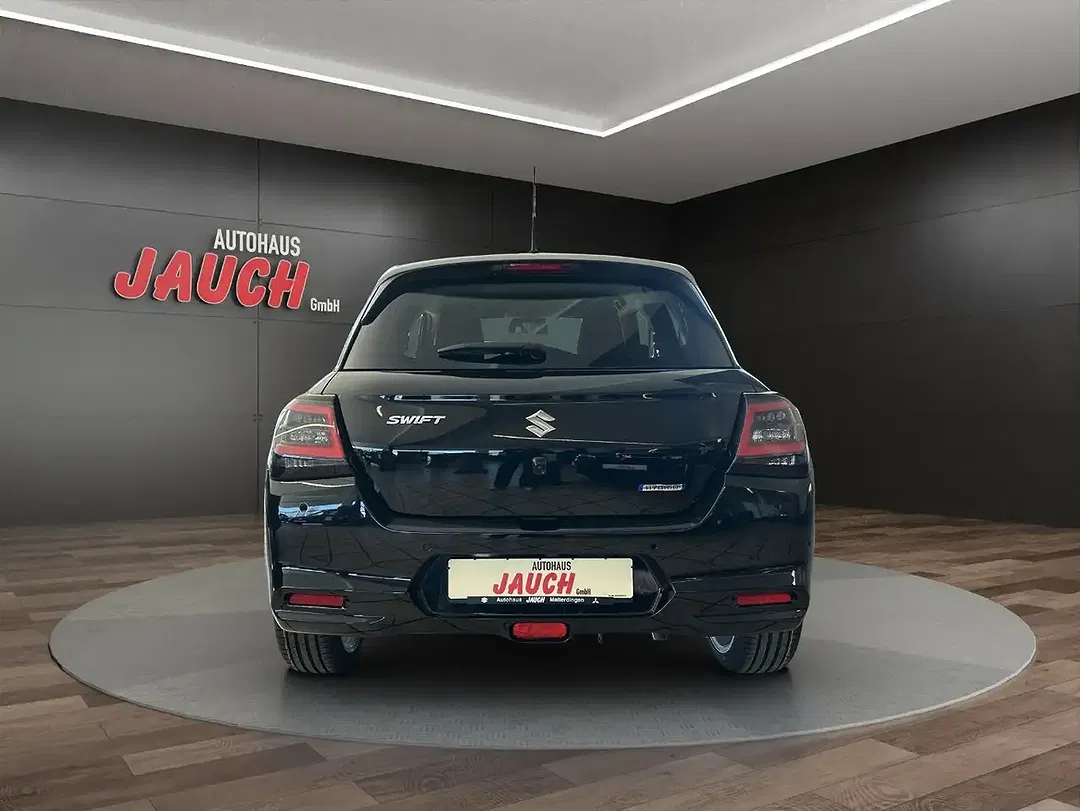Suzuki Swift - Thumbnail 3