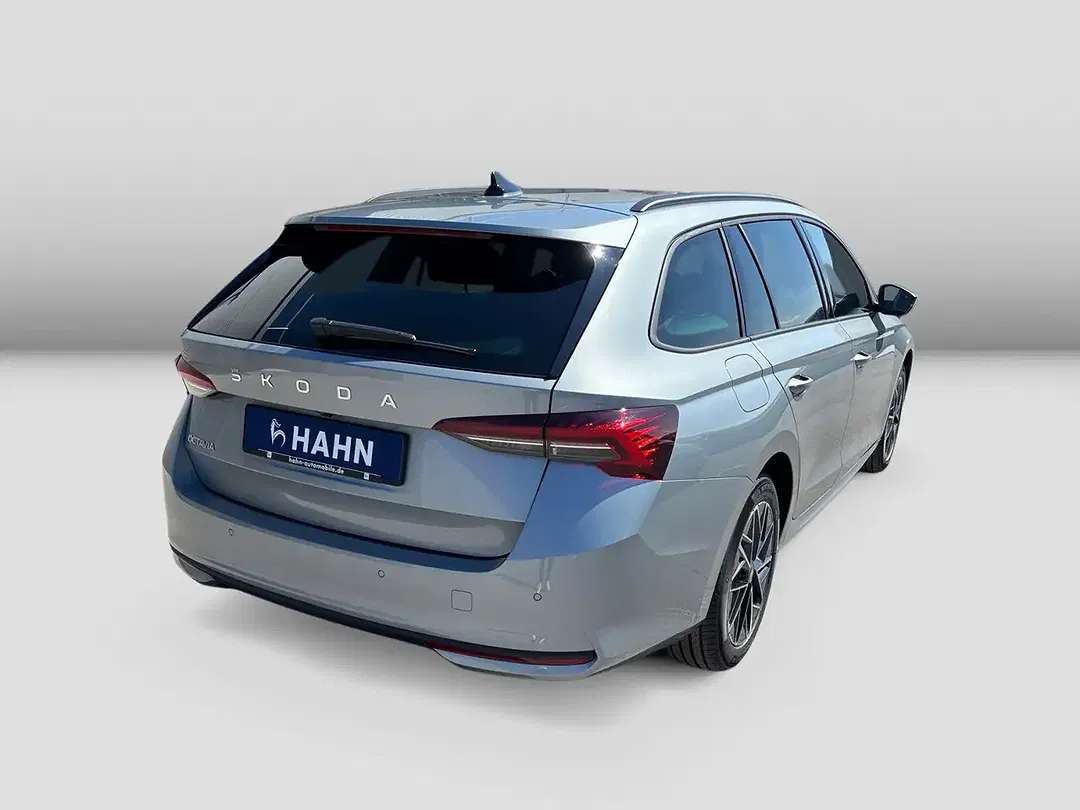 Skoda Octavia - Thumbnail 3