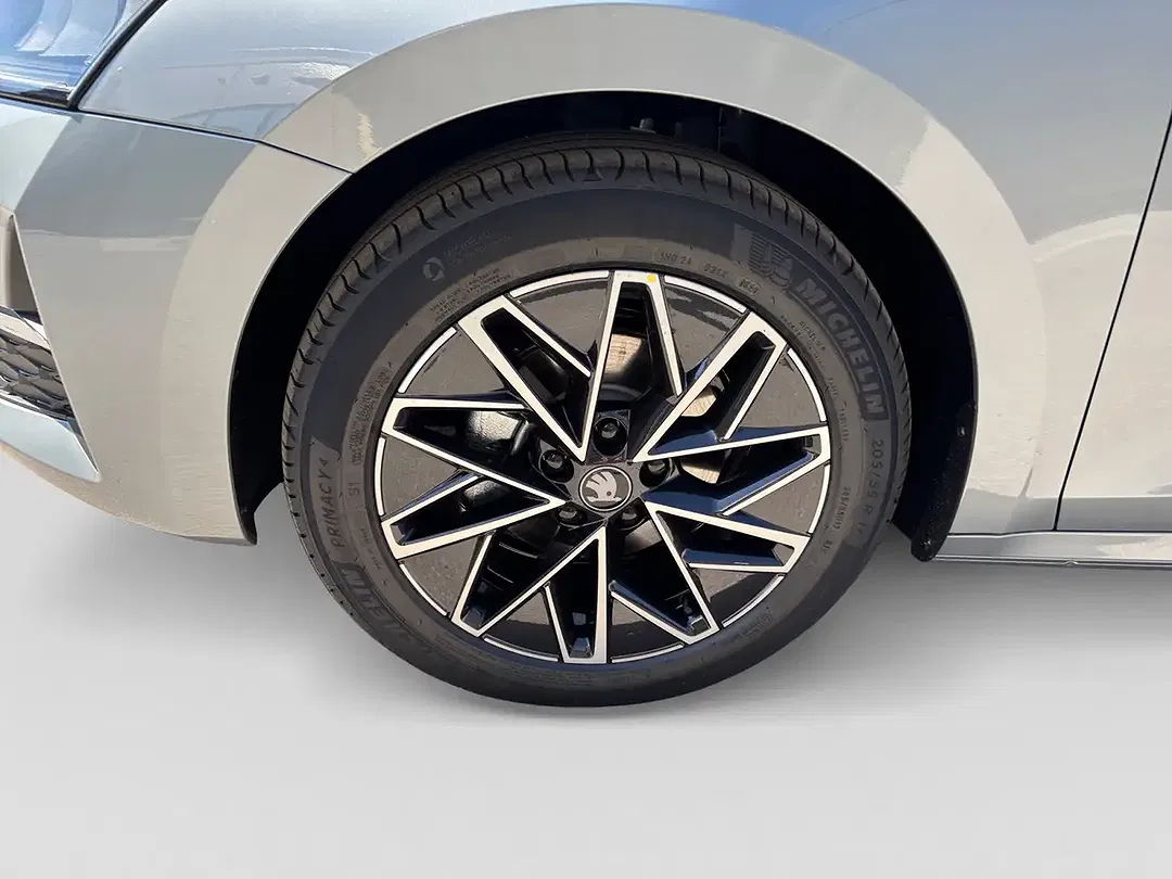 Skoda Octavia - Thumbnail 4