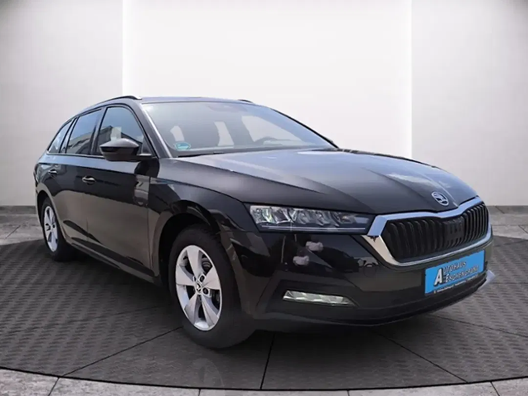 Skoda Octavia - Thumbnail 3