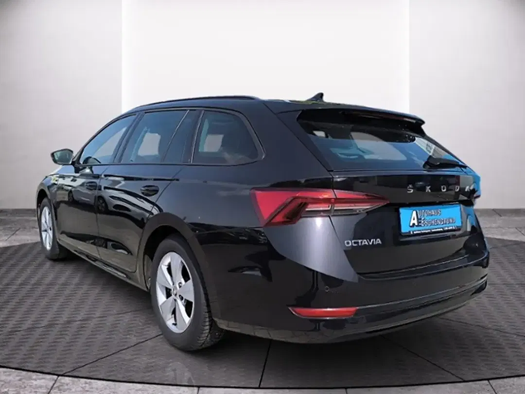 Skoda Octavia - Thumbnail 5