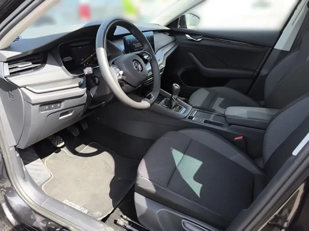 Skoda Octavia - Thumbnail 8