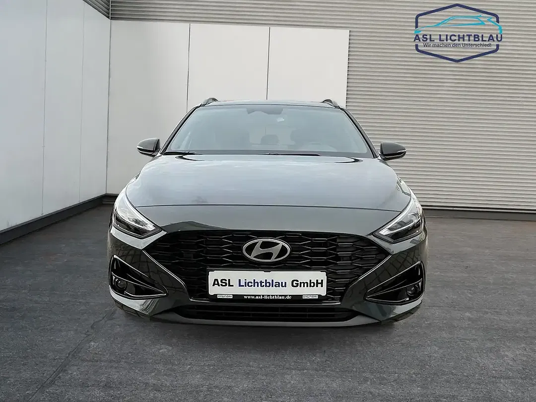Hyundai i30 - Thumbnail 2