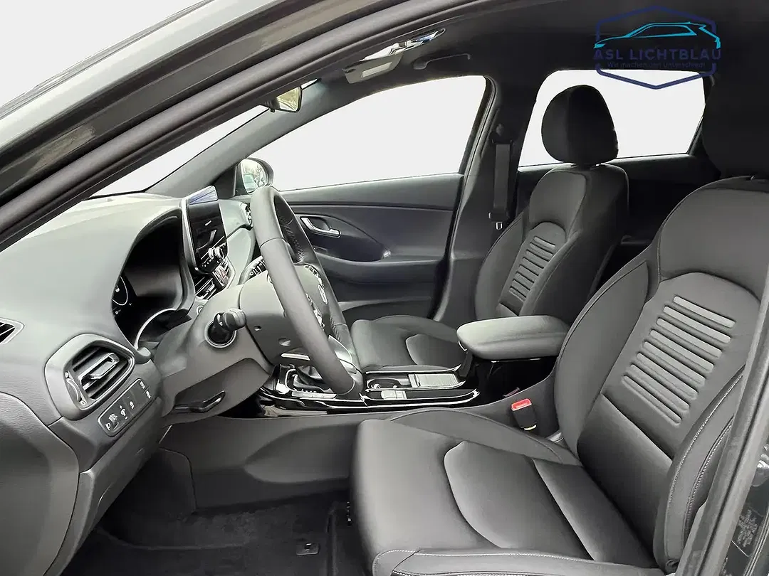 Hyundai i30 - Thumbnail 9