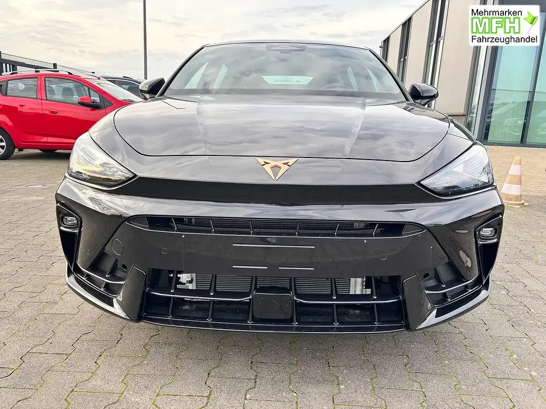 CUPRA Leon - Thumbnail 4