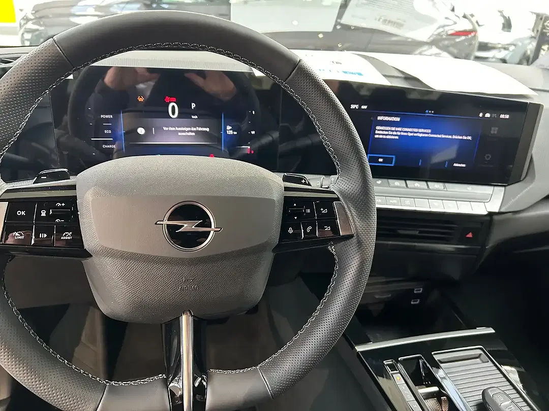 Opel Astra - Thumbnail 11