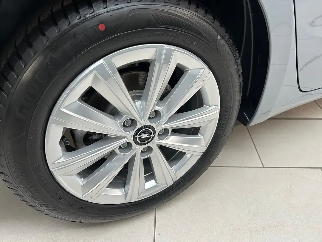 Opel Astra - Thumbnail 6