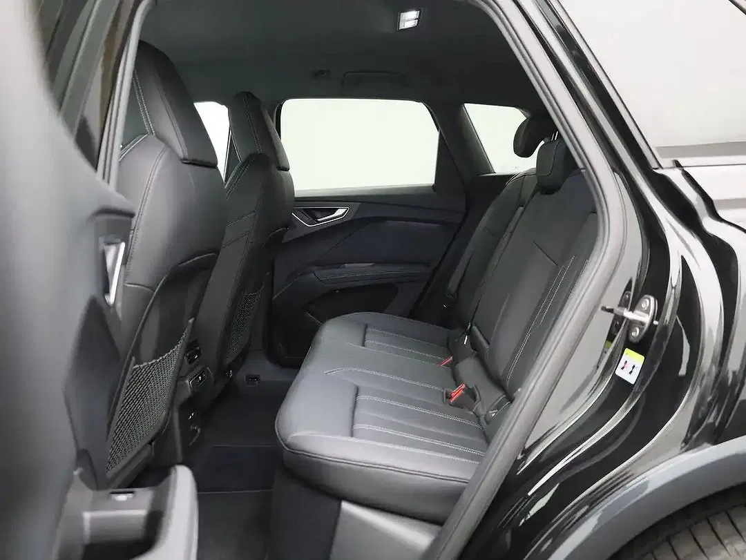 Audi Q4 e-tron - Thumbnail 14