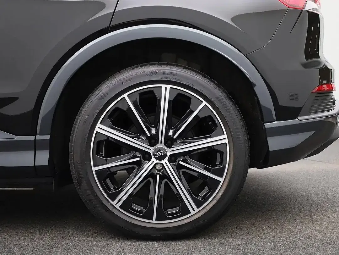 Audi Q4 e-tron - Thumbnail 7
