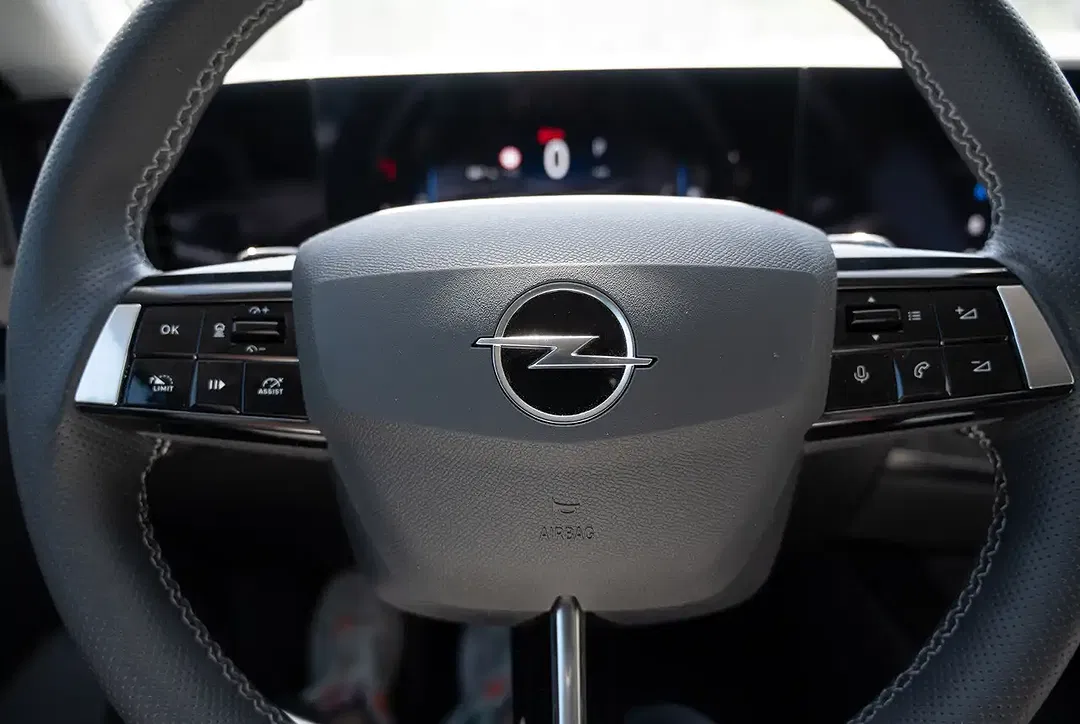 Opel Astra - Thumbnail 13