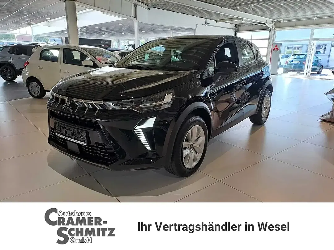 Mitsubishi ASX - Thumbnail 1