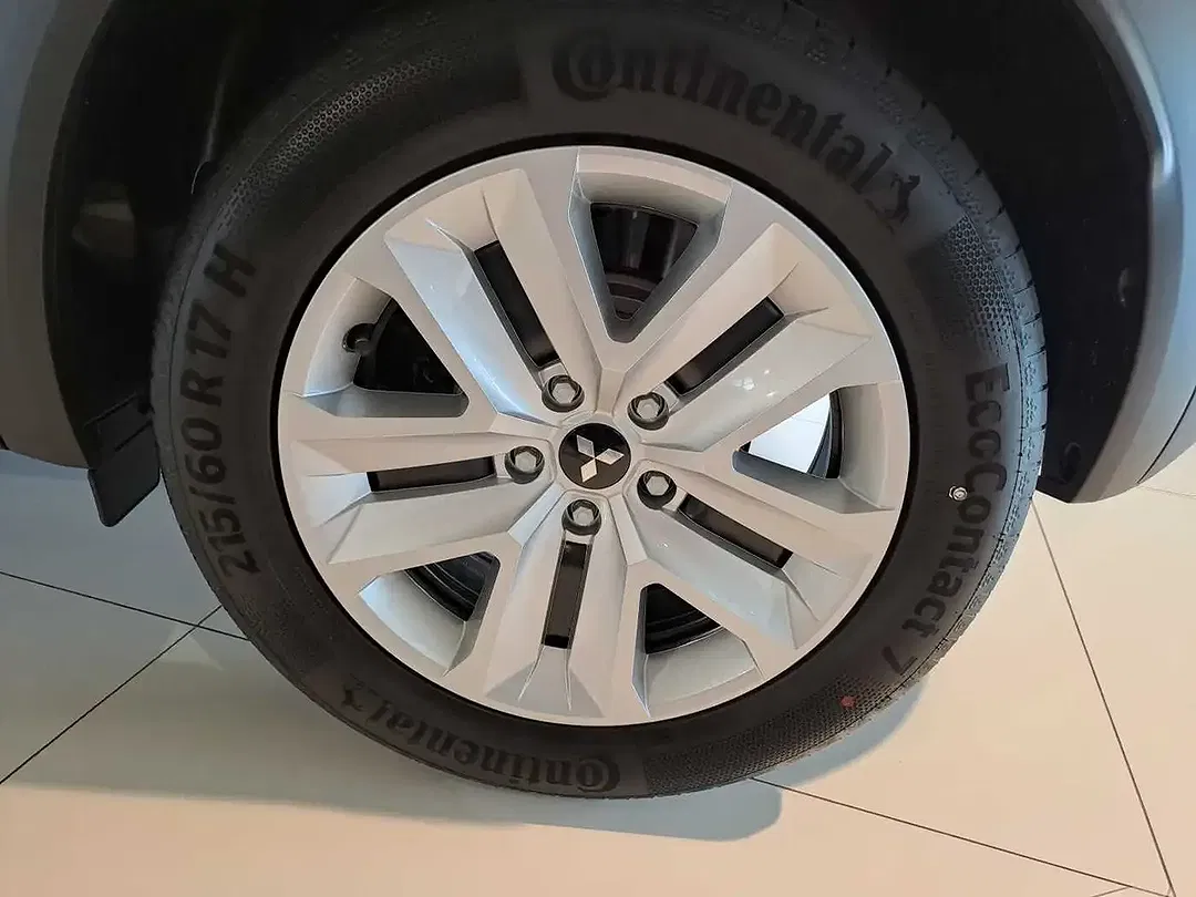 Mitsubishi ASX - Thumbnail 8