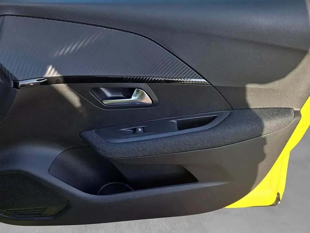 Peugeot 208 - Thumbnail 19