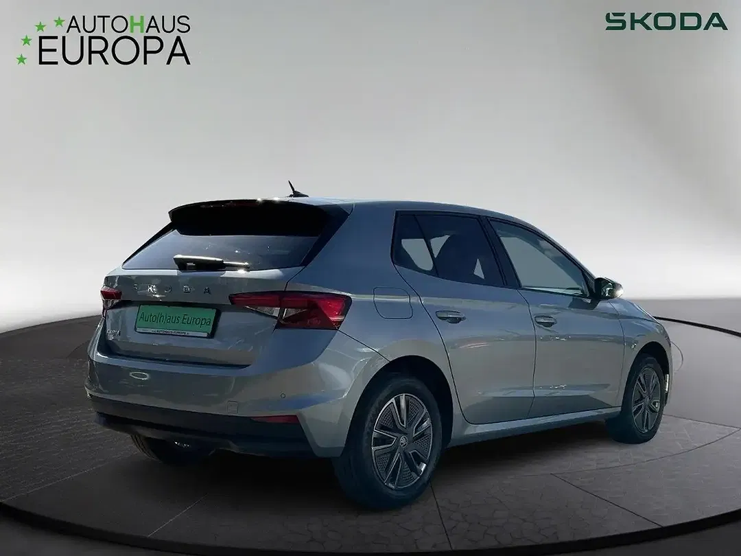 Skoda Fabia - Thumbnail 4