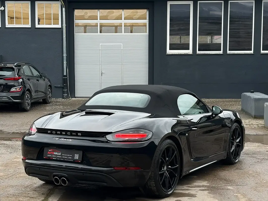 Porsche Boxster - Thumbnail 8