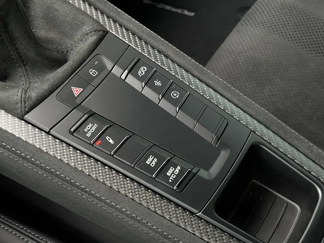 Porsche Boxster - Thumbnail 11