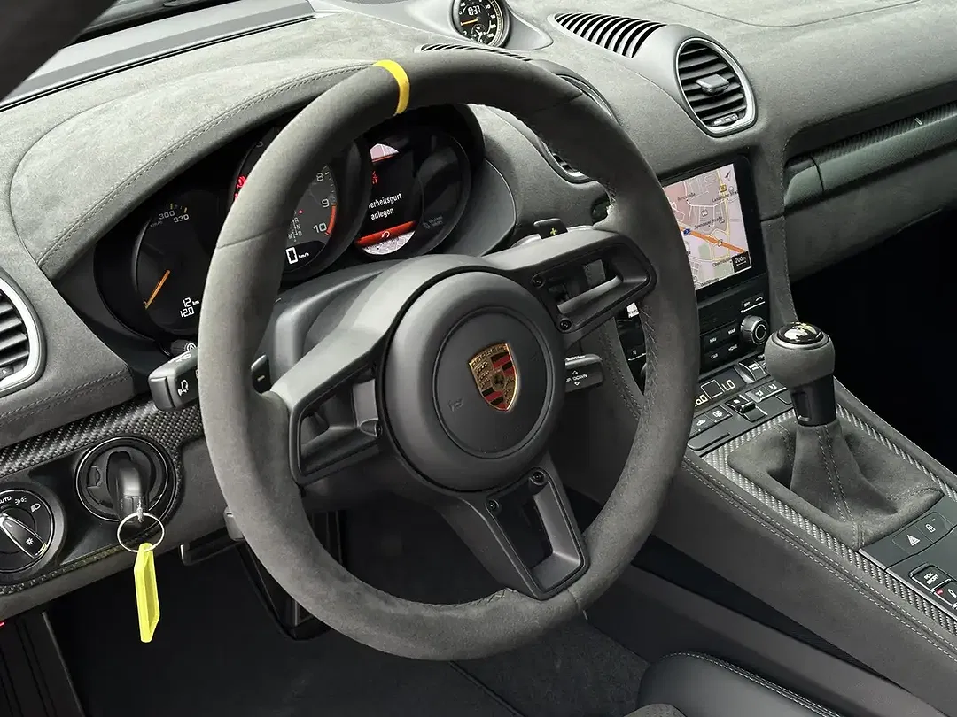 Porsche Boxster - Thumbnail 6