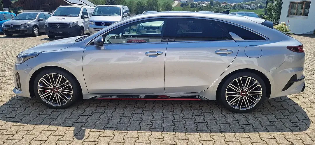 Kia ProCeed / pro_cee'd - Thumbnail 2