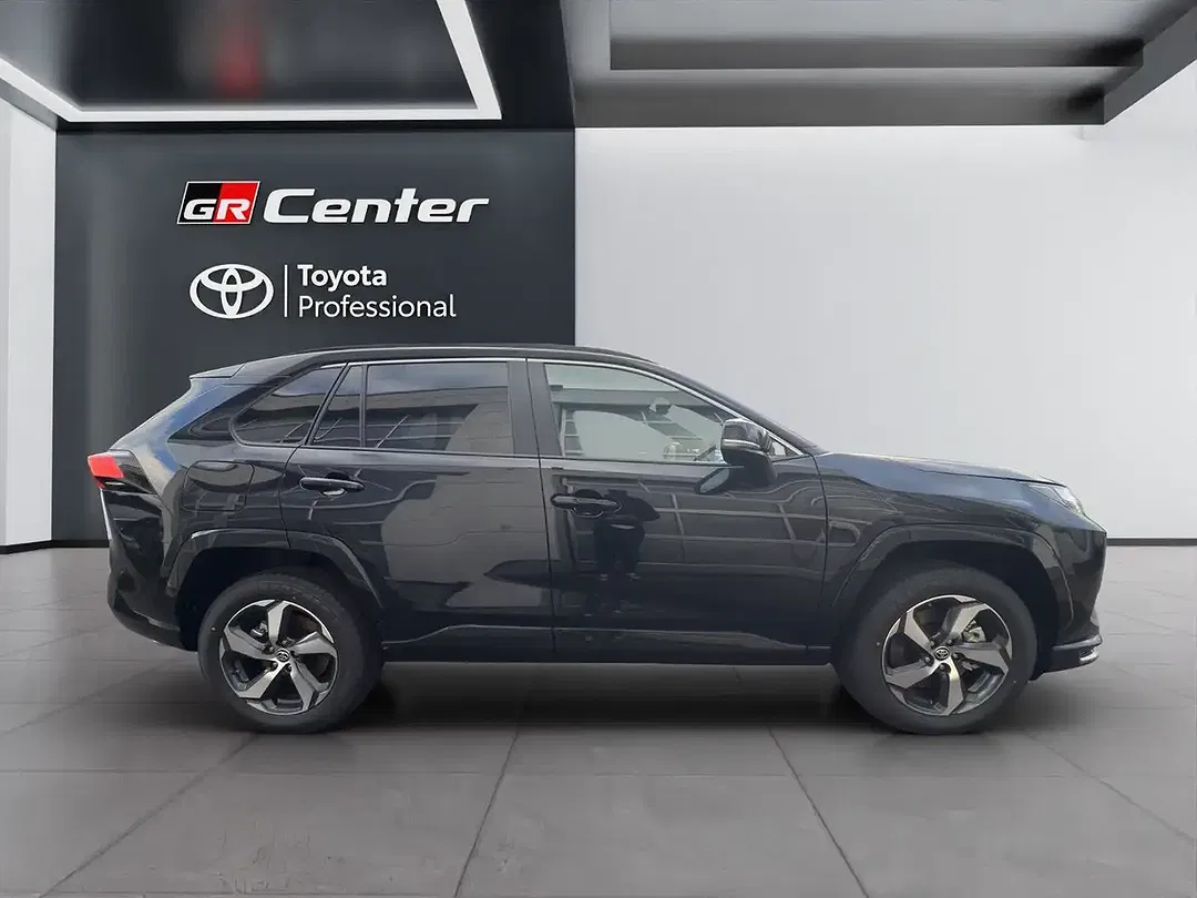 Toyota RAV 4 - Thumbnail 6