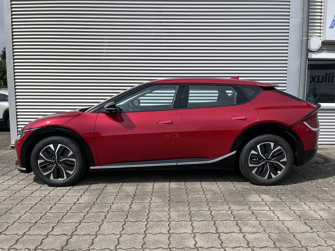 Kia EV6 - Thumbnail 4