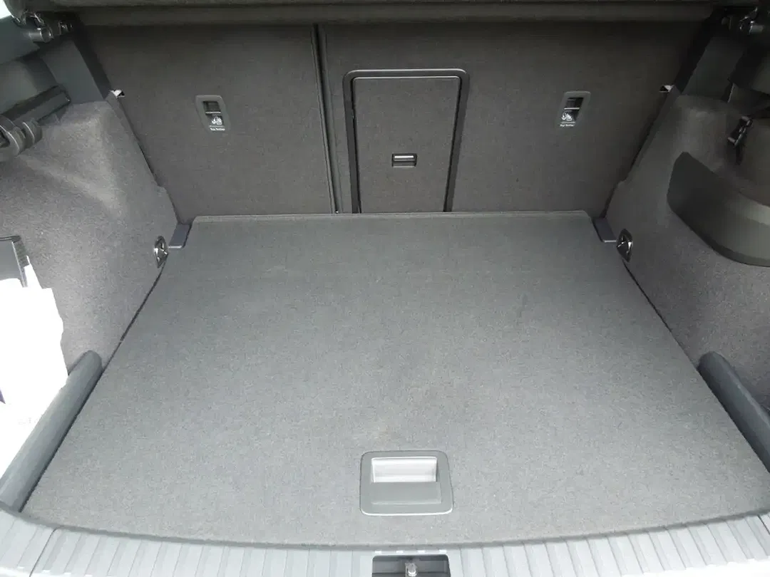 Skoda Karoq - Thumbnail 11