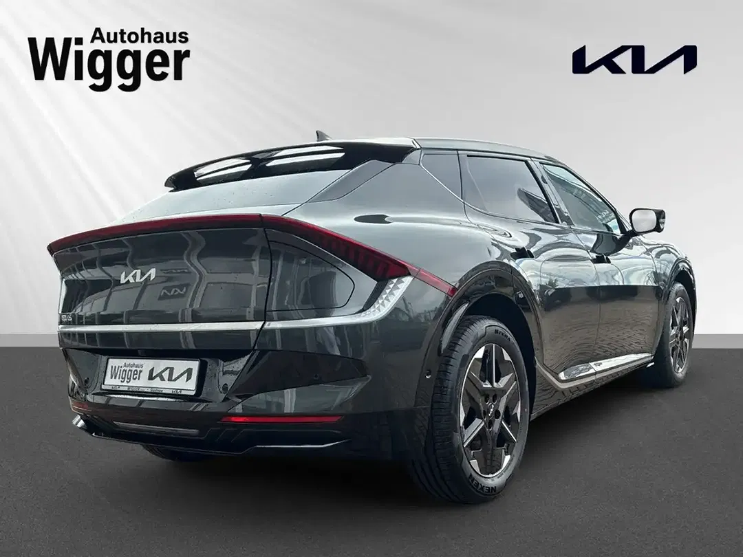 Kia EV6 - Thumbnail 3