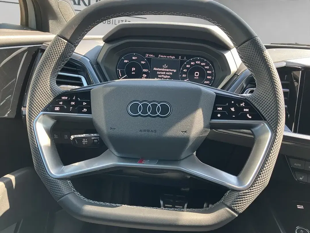 Audi Q4 e-tron - Thumbnail 12