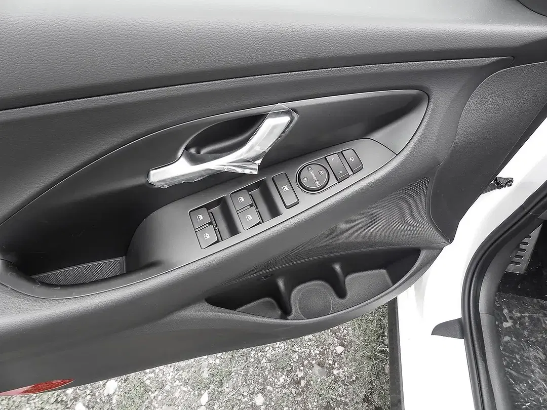 Hyundai i30 - Thumbnail 13