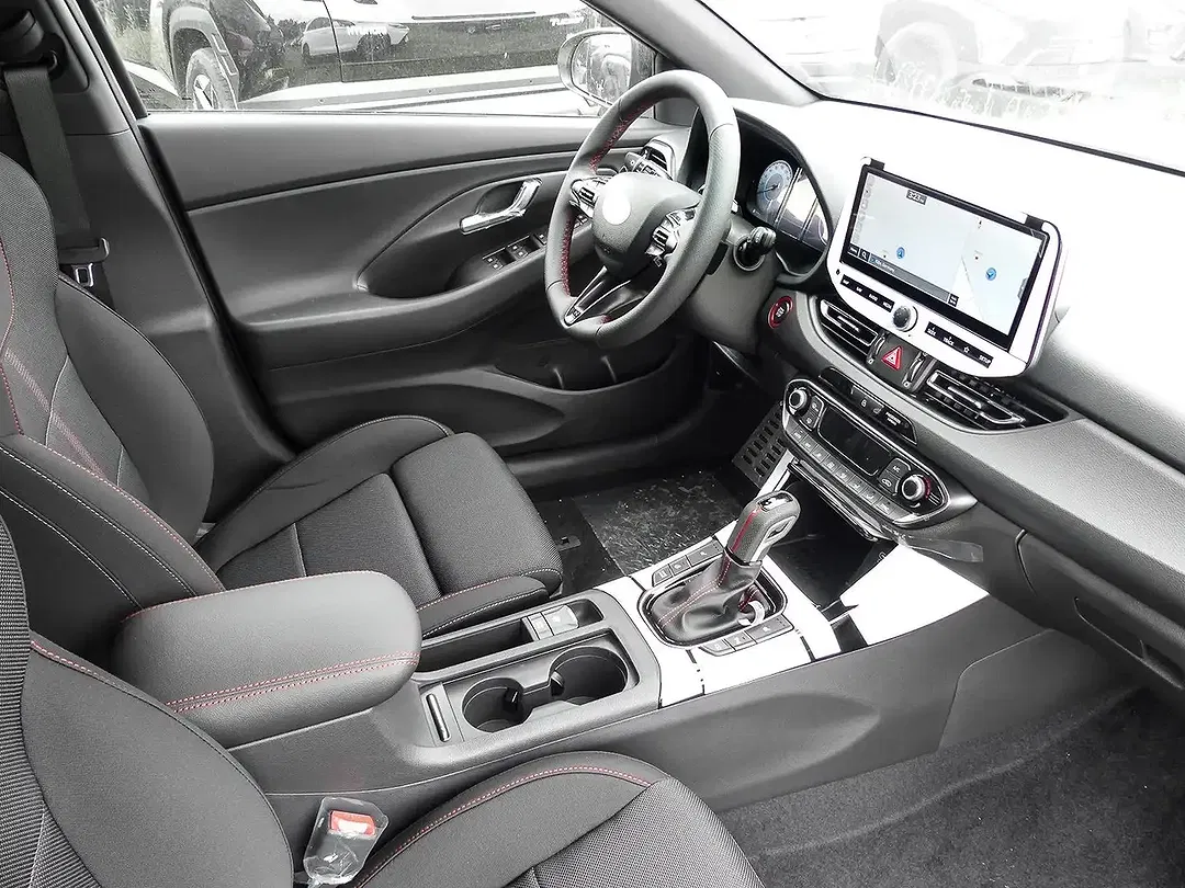 Hyundai i30 - Thumbnail 4
