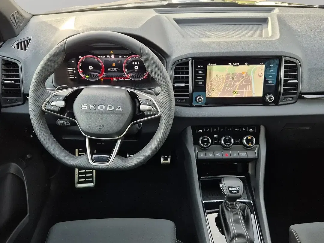 Skoda Karoq - Thumbnail 3