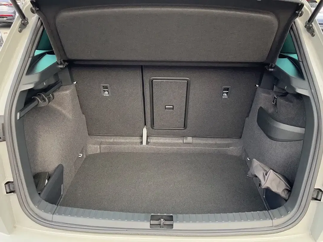 Skoda Karoq - Thumbnail 6