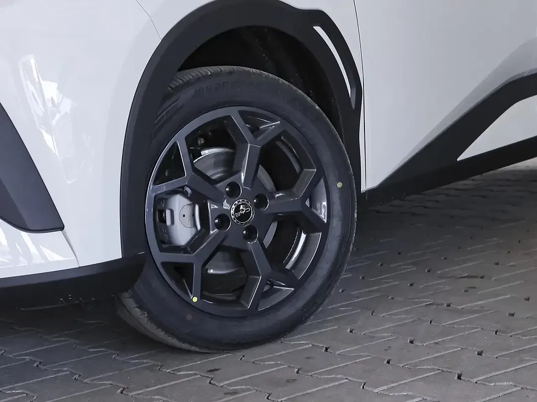 BYD Dolphin - Thumbnail 10