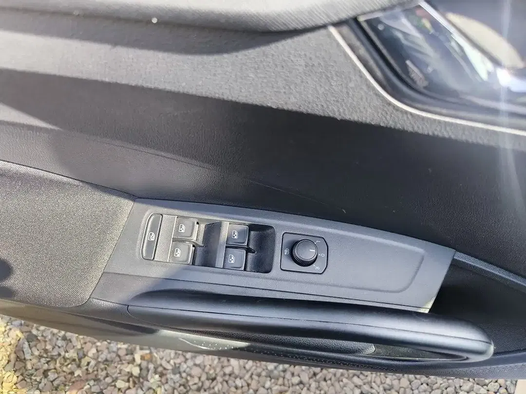 Skoda Fabia - Thumbnail 13